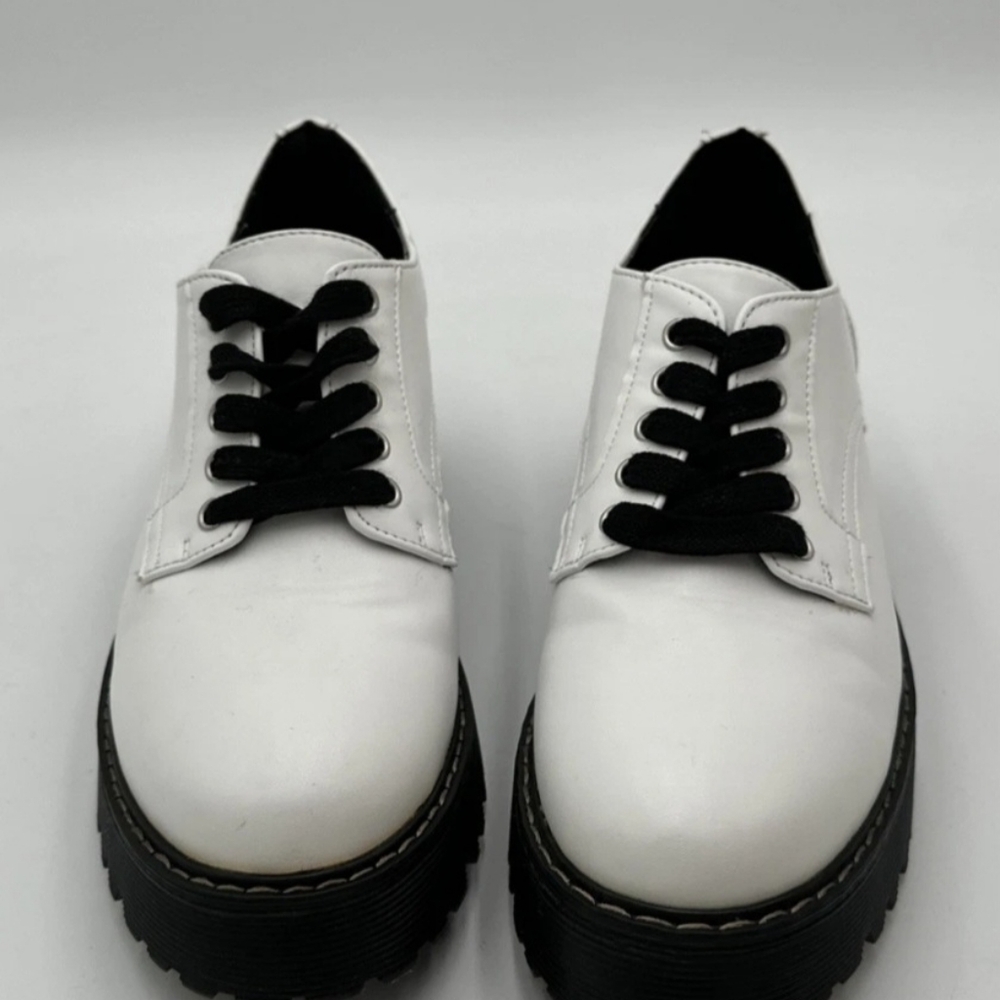 Madden Girl White Oxford Platform Dress Shoes